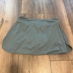 I believe mini skirt, size M